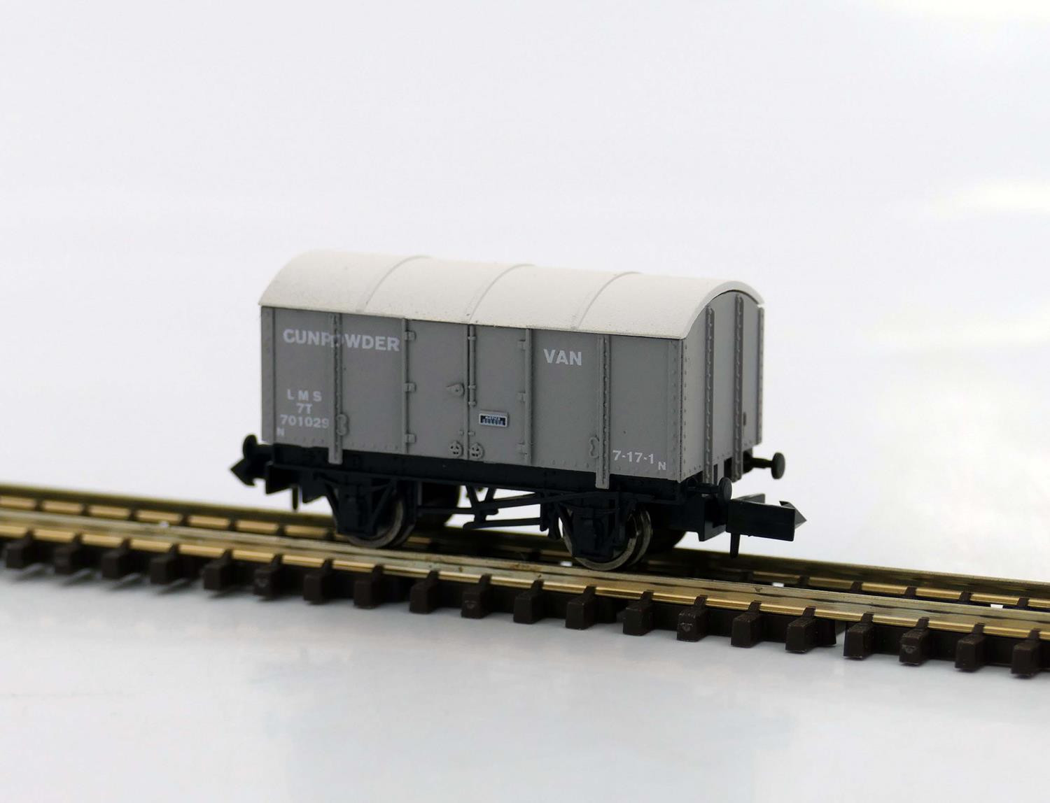 Gunpowder Van LMS 701029